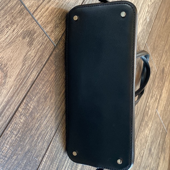 Kate Spade purse - Picture 3 of 8